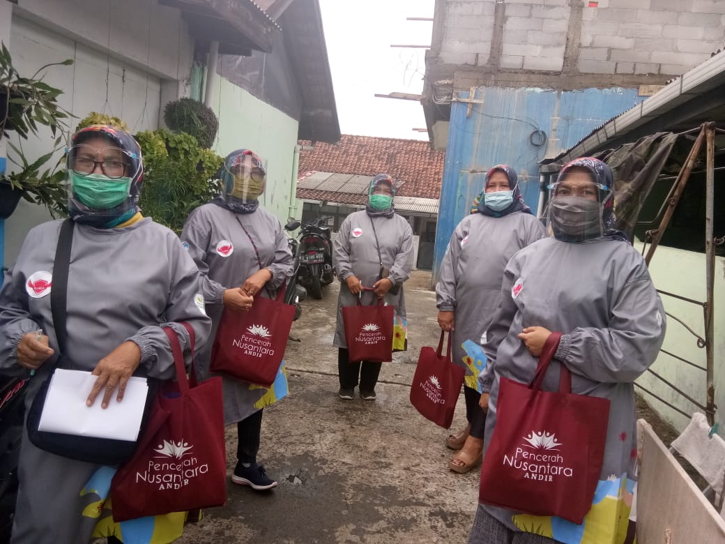 Belajar Menjadi Garda Terdepan dari Relawan GEBRAK COVID-19